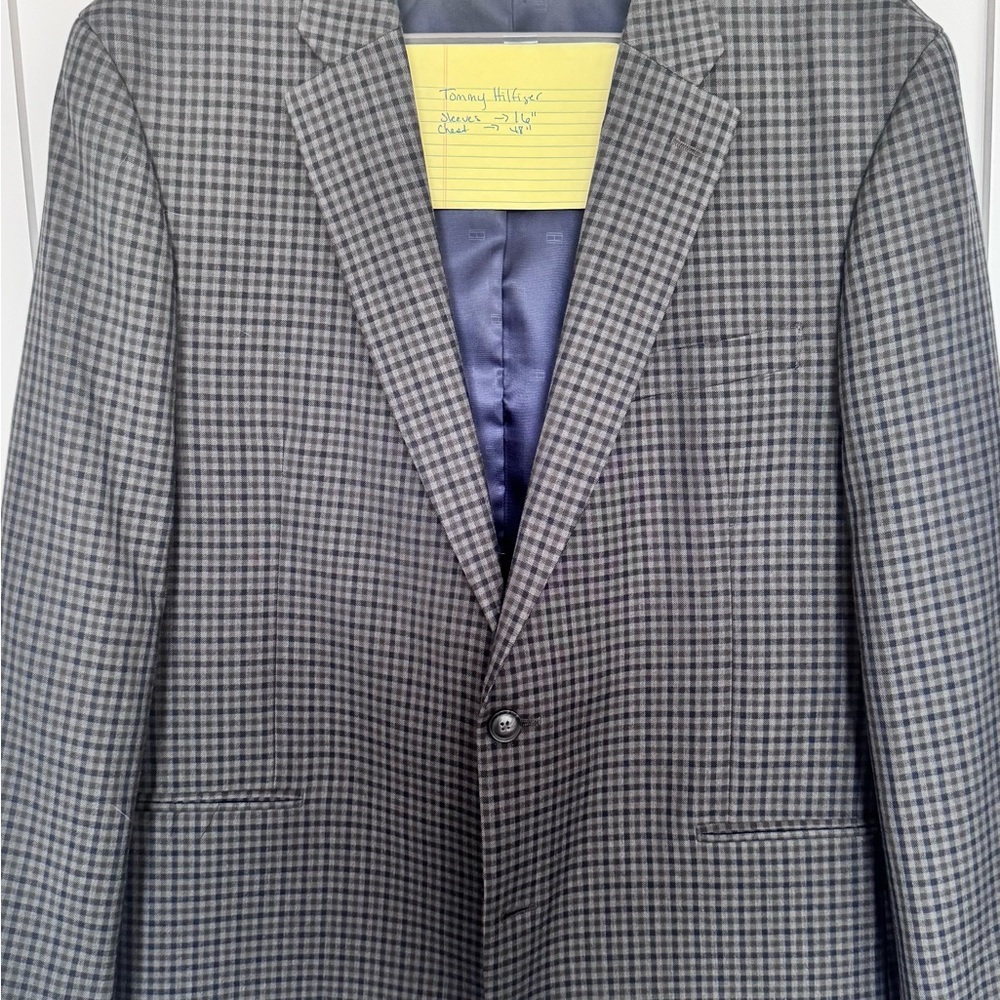 Tommy Hilfiger Men's Checkered Blazer in Black and Gray